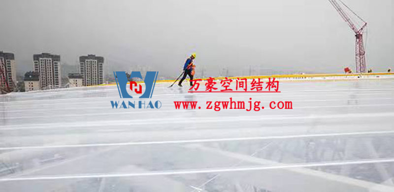 重慶龍興足球場ETFE屋面膜結構工程內環鋼結構全部完成