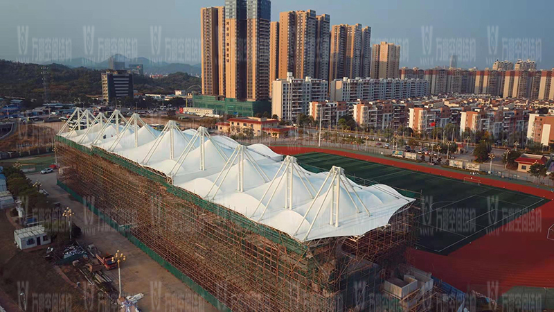 膜結構看臺廠家哪里好?如何選擇優質的膜結構建筑廠家?